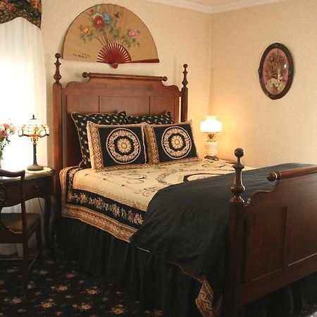 Isaiah Jones Homestead Bed And Breakfast Sandwich Exterior foto